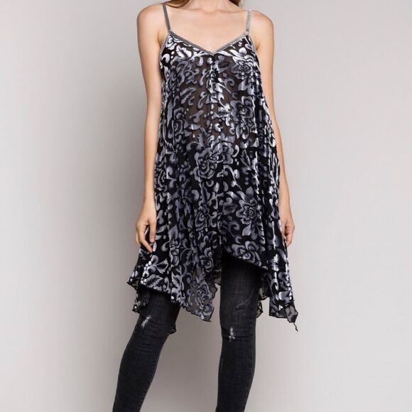 𝅺pol Gray Burnout Velvet Flowy Cami Dress - Picture 7 of 11